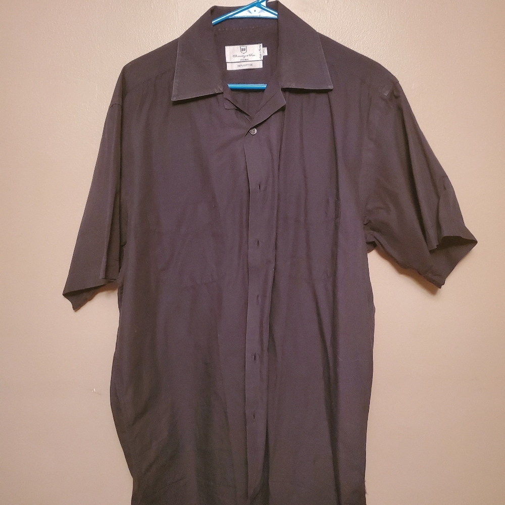 Men's short sleeve dress shirt